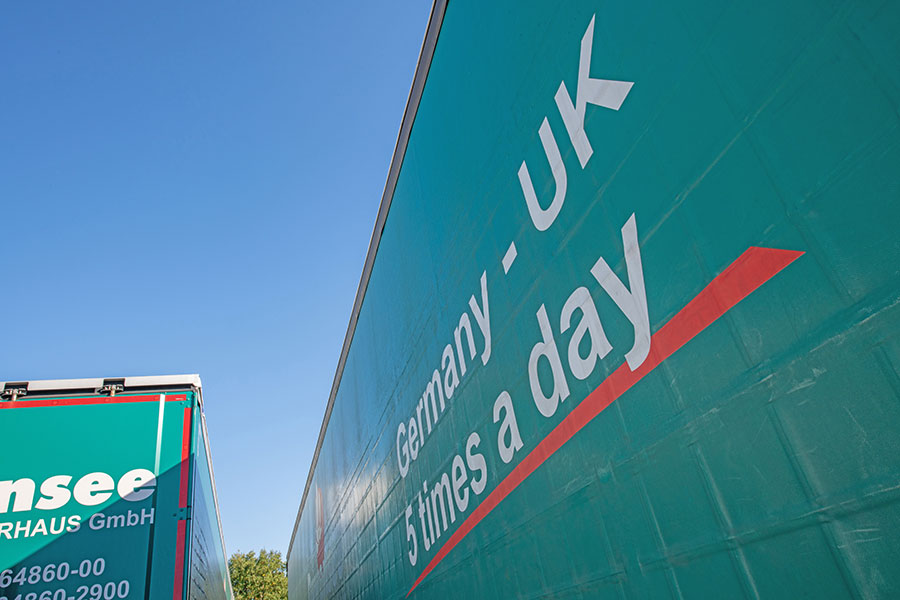 Ihre Experten für Transporte nach England - Duwensee Spedition & Lagerhaus GmbH